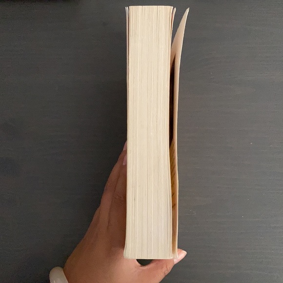 The Help book - Picture 3 of 5